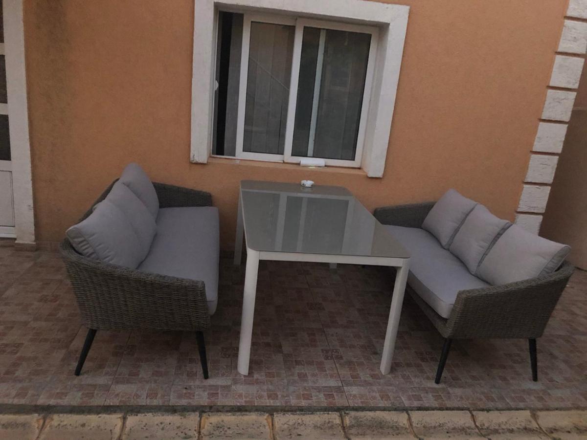 Апартаменты Anturage С Отдельным Входом Dobra Voda Exterior foto